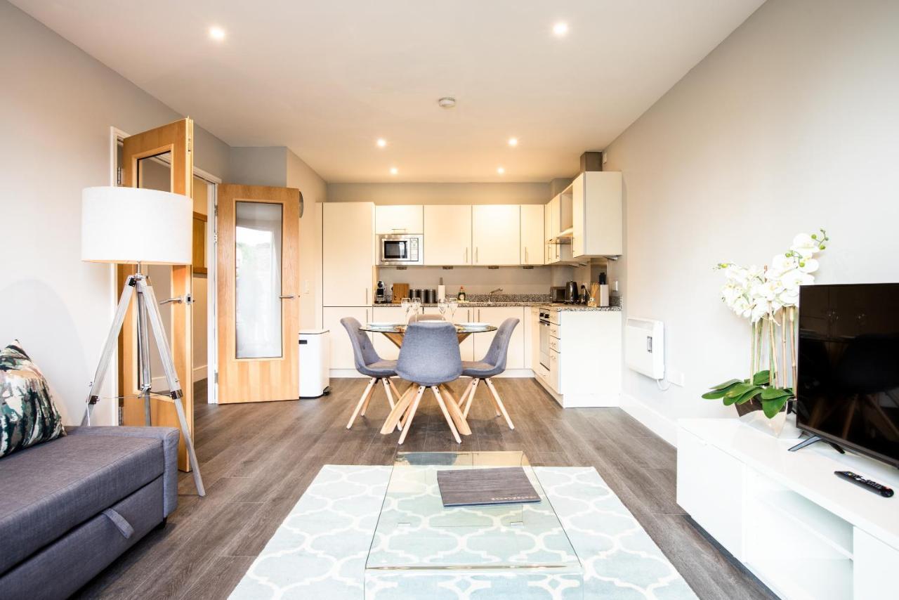 Urban Living'S - The Wren Beautiful City Centre Apartment With Parking Oxford Eksteriør billede