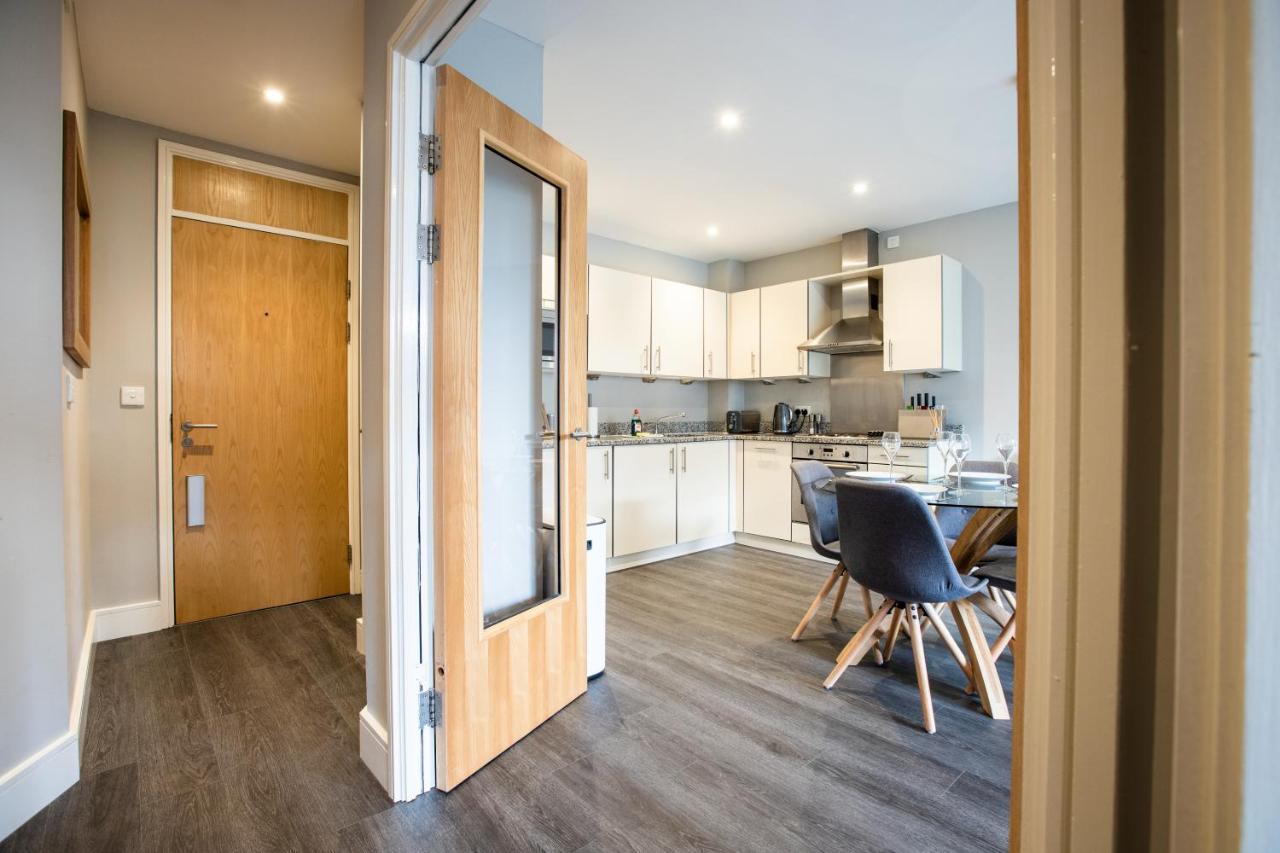 Urban Living'S - The Wren Beautiful City Centre Apartment With Parking Oxford Eksteriør billede