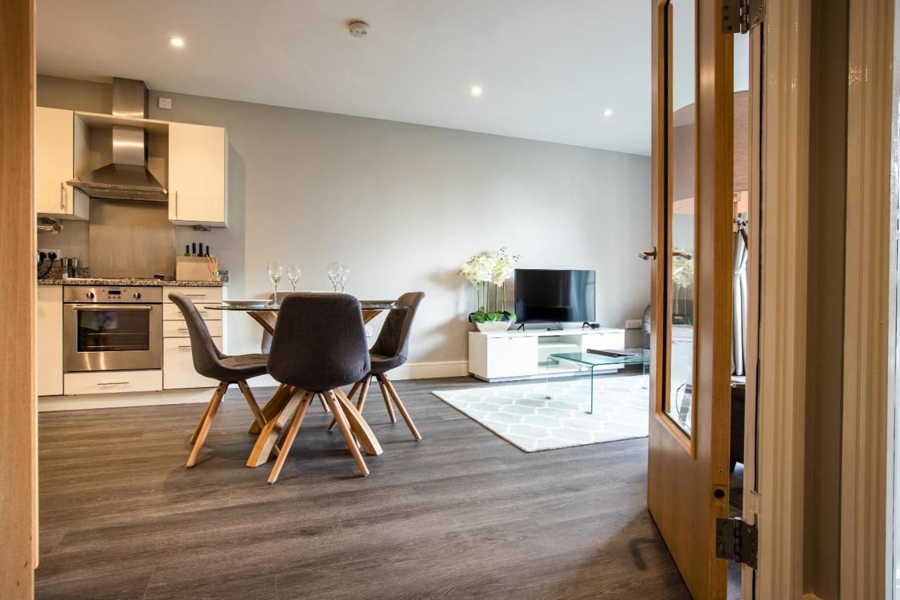 Urban Living'S - The Wren Beautiful City Centre Apartment With Parking Oxford Eksteriør billede