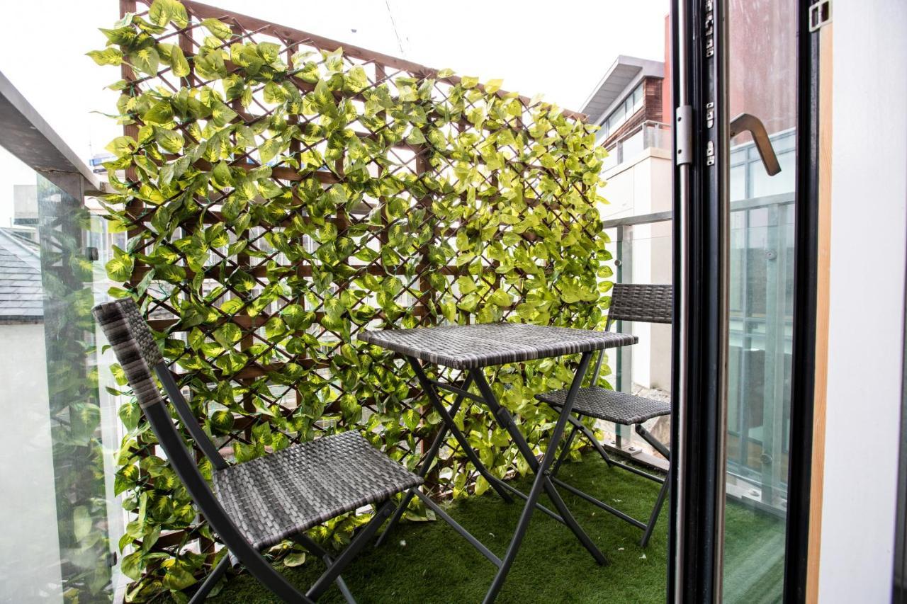 Urban Living'S - The Wren Beautiful City Centre Apartment With Parking Oxford Eksteriør billede
